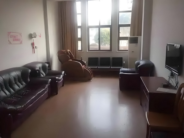 程潇曾确诊精神疾病与梁朝伟传闻早真相大白